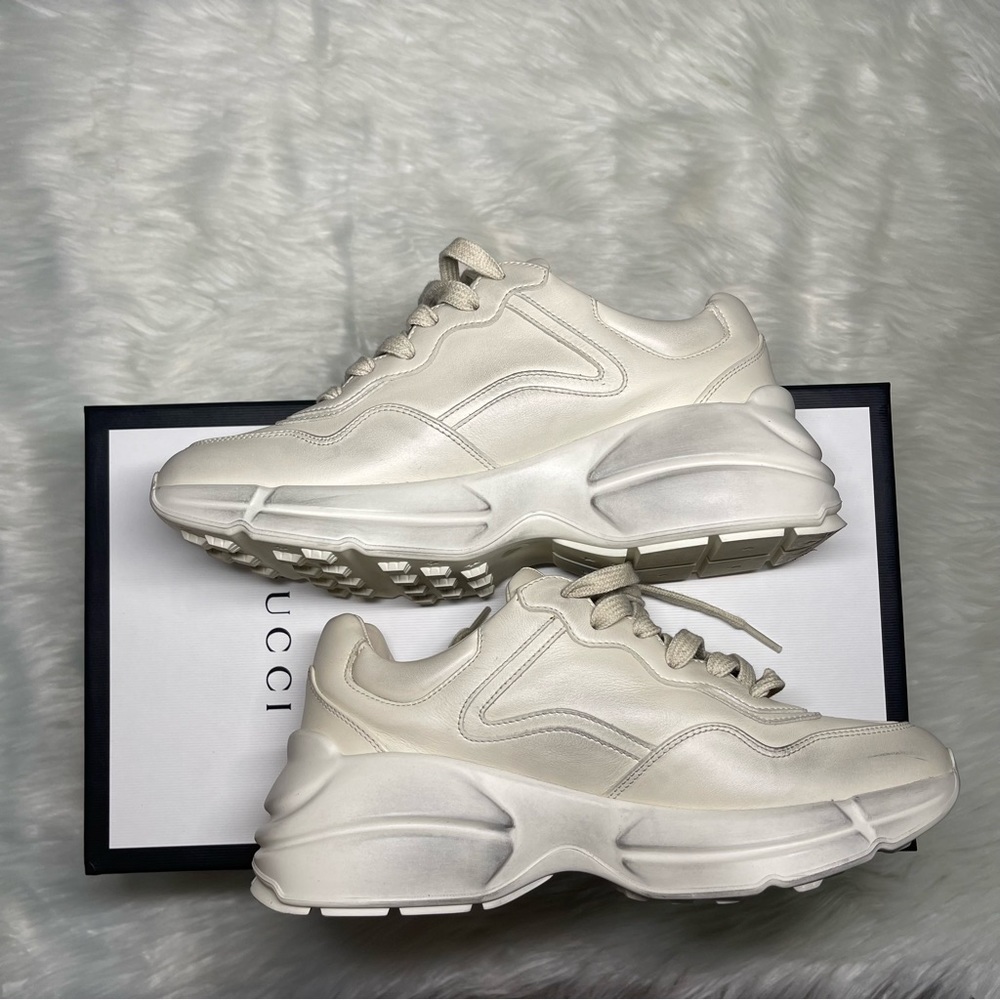 GUCCI Women's Rhyton sneaker with mouth print - Picture 5 of 11